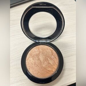 MAC Mineralize Skinfinish - Soft & Gentle